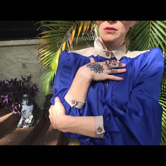 European blue dress - Picture 2 of 6